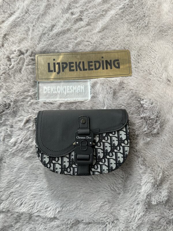 CD kleine saddle | zwart & wit