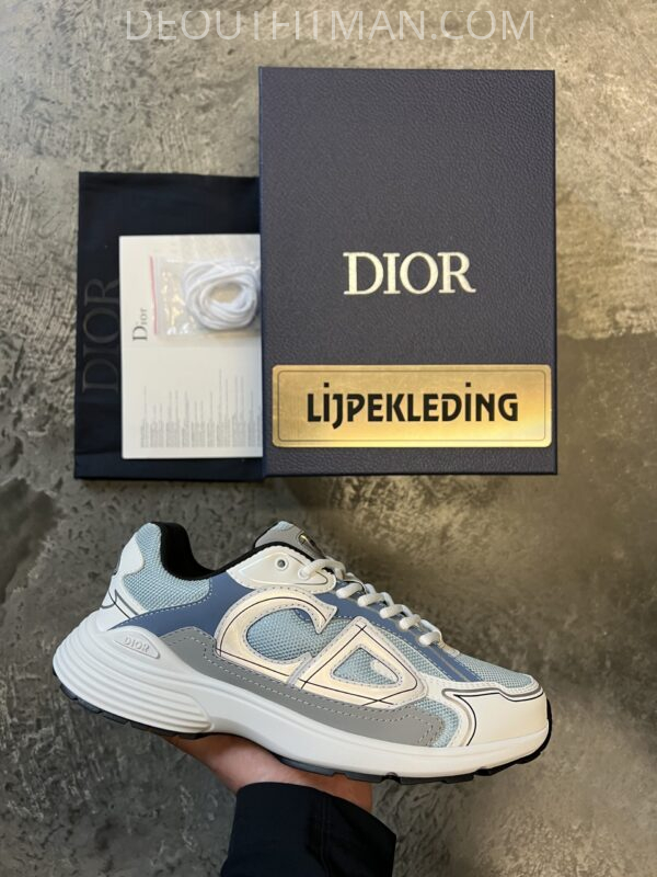Dior B30 / babyblauw