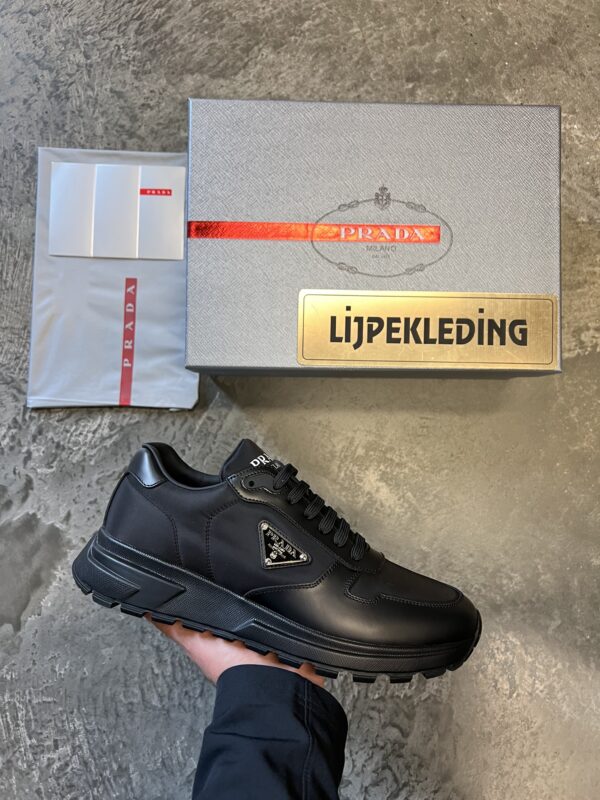 Prada sneakers | zwart