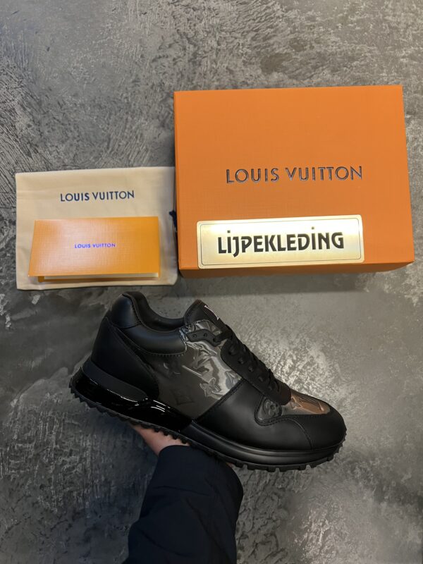 LV Run Away sneakers | zwart