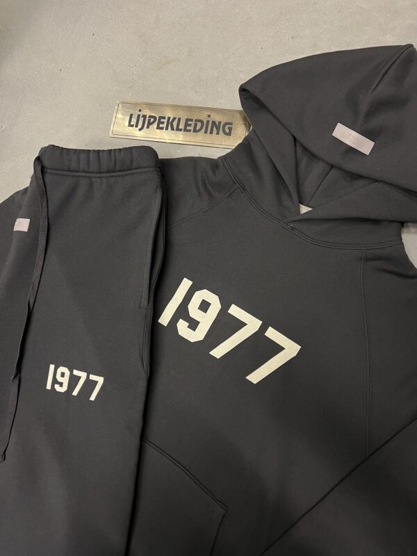Essentials Trainingspak 1977 (zwart) - Afbeelding 2