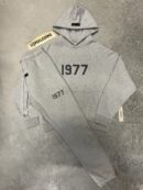 Essentials Trainingspak 1977 (grijs)