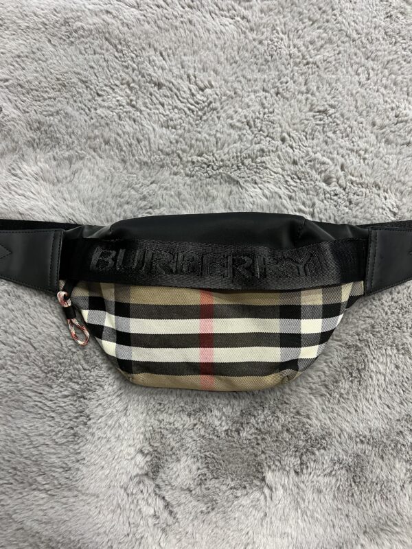 Burberry heuptas