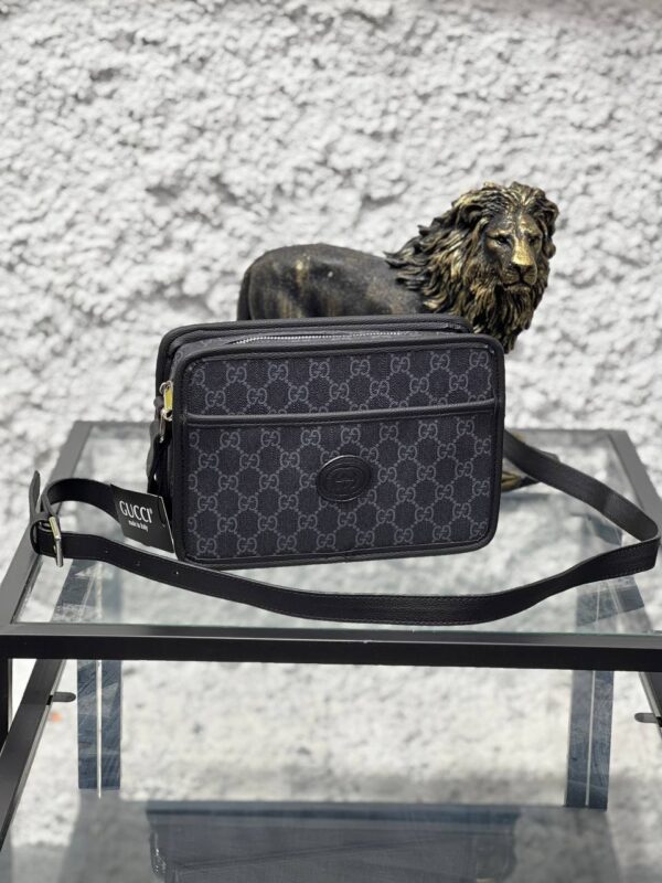Gucci crossbody bag | black 2