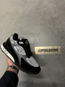 LV Run Away sneaker | zwart & wit