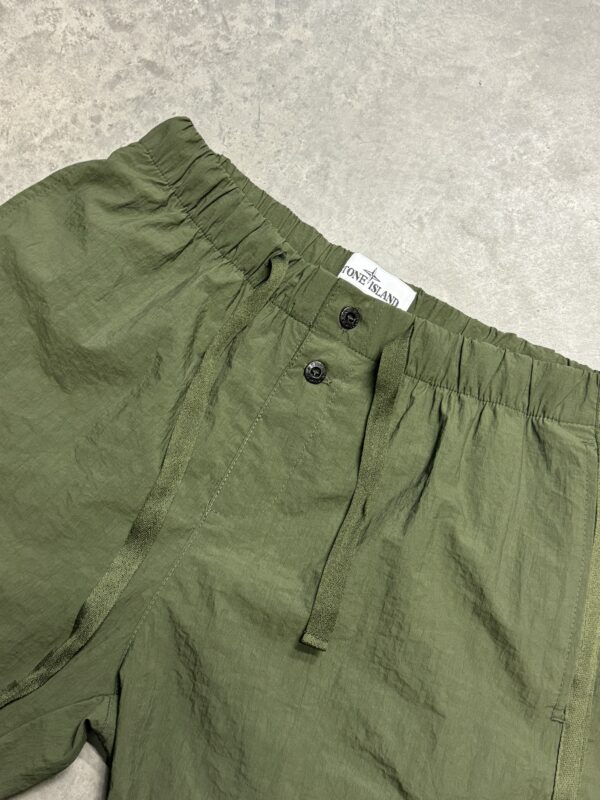 Stone Island zwembroek nylon | donkergroen compas logo - Afbeelding 3