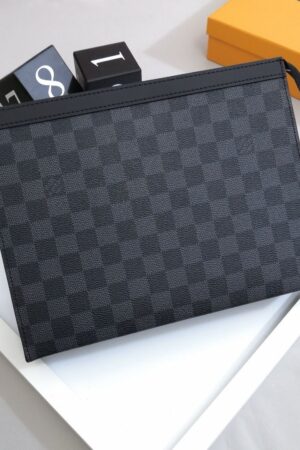 LV Pochette Voyage MM | blokjes
