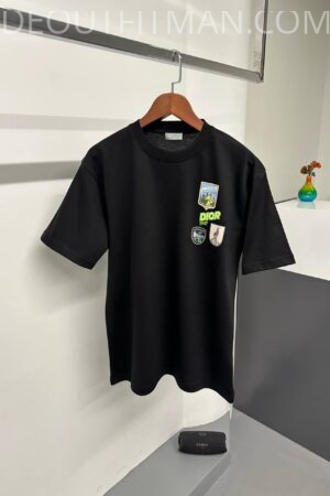 CD T-shirt | Zwart ‘Badges’